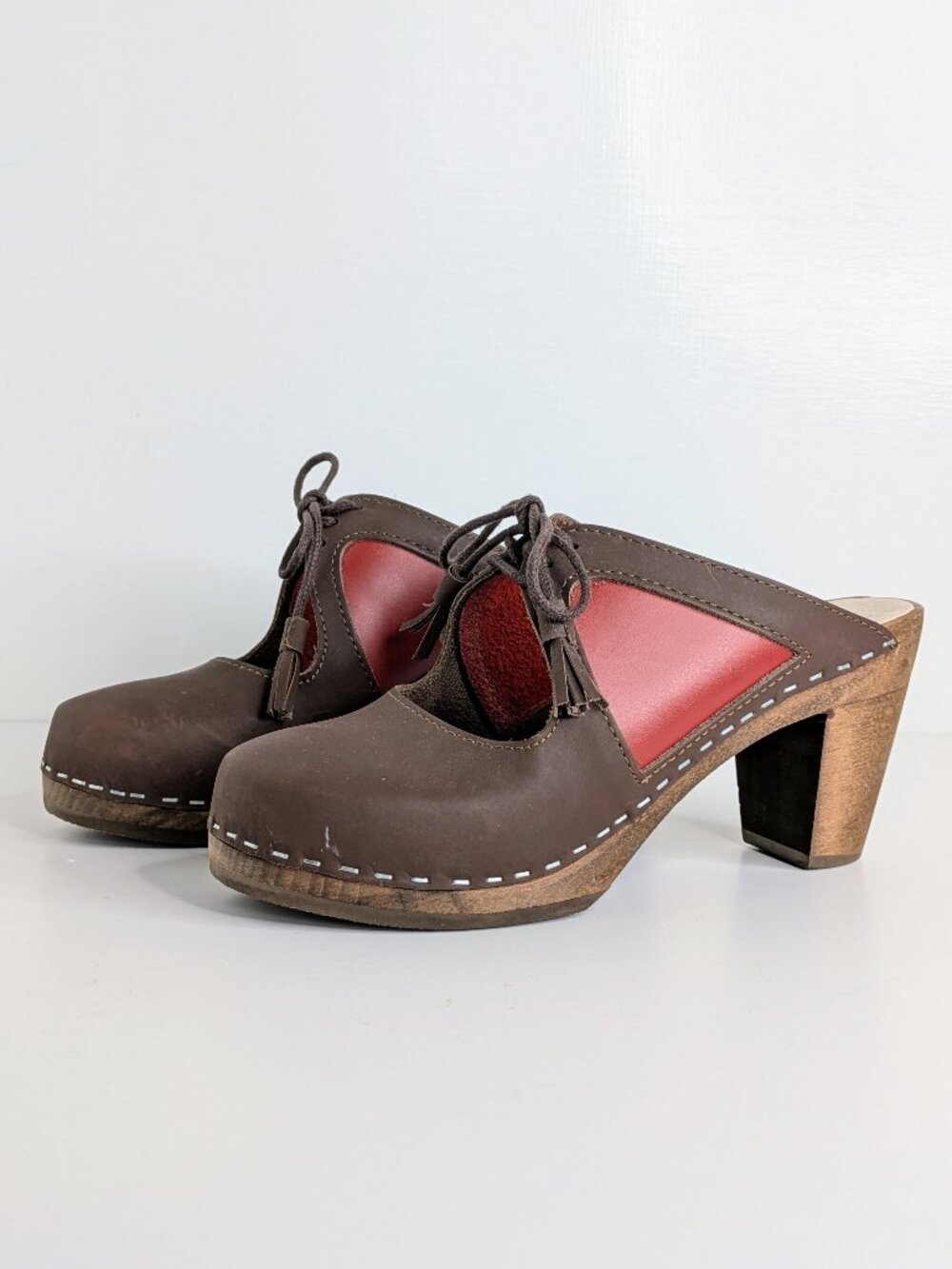 Maguba Slip On Clogs 39 Brown Red Leather Tassel Wood Heel Scandinavian 8.5